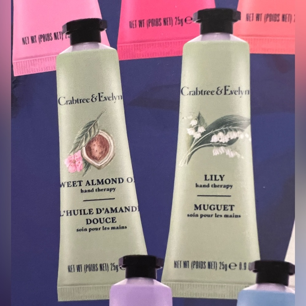 Crabtree & Evelyn NWT Gift Set of 12  0.9 OZ Assortment Hand Therapy Collection - Picture 5 of 9